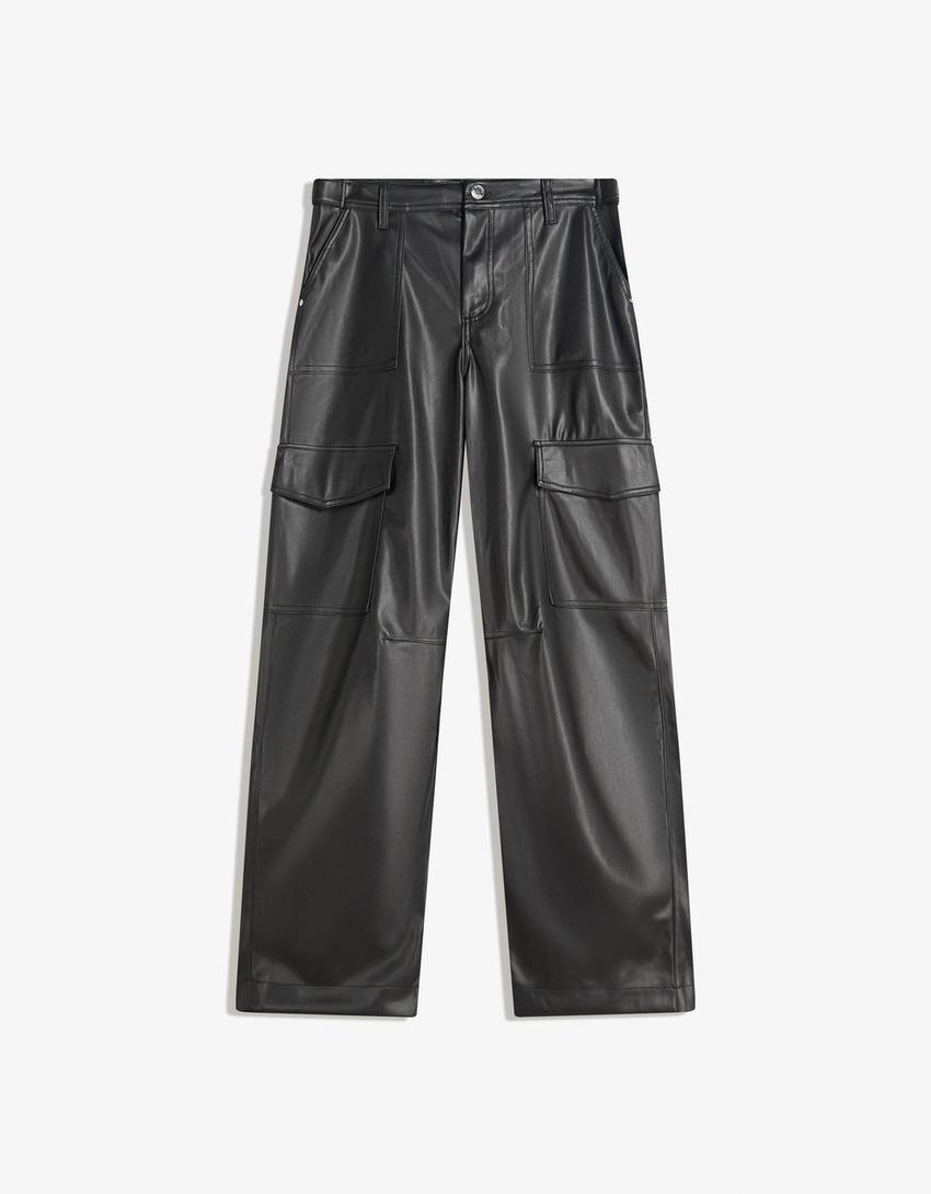 Pantalón cargo efecto piel-Negro-3