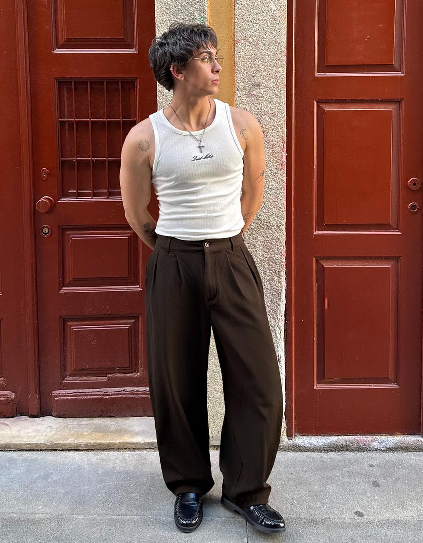 Pleated semi-jogger super baggy trousers-Brown