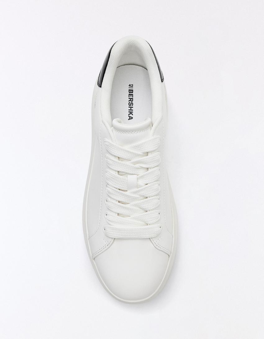 Sneaker mit dicker Sohle-Weiss