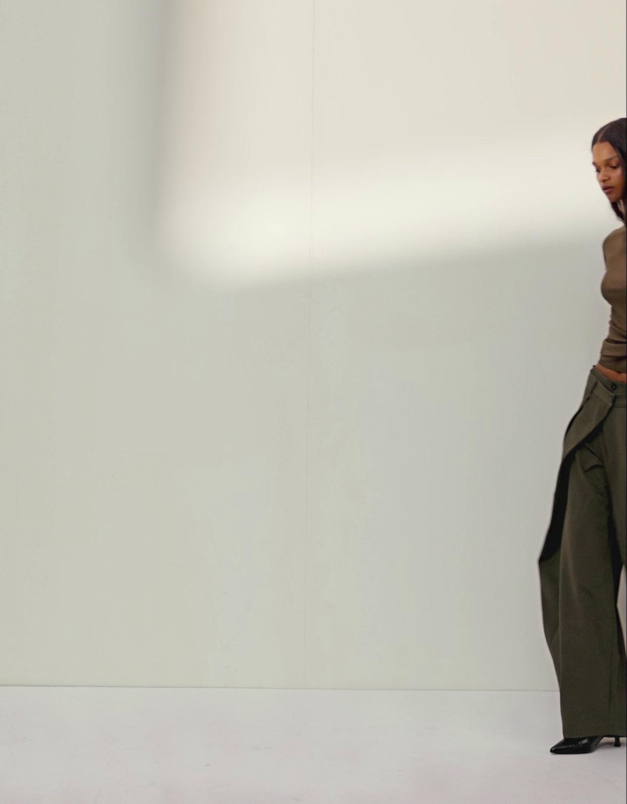 Çift düğmeli, pilili pantolon - Görsel 83