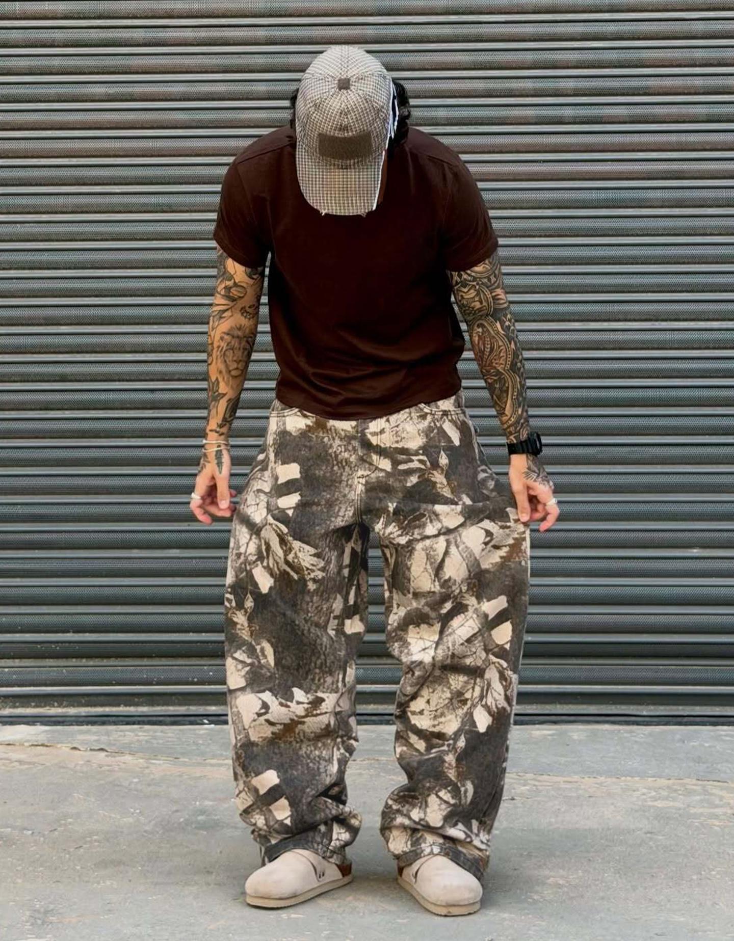 Bershka Pantalón Super Baggy Print Hombre Marrón