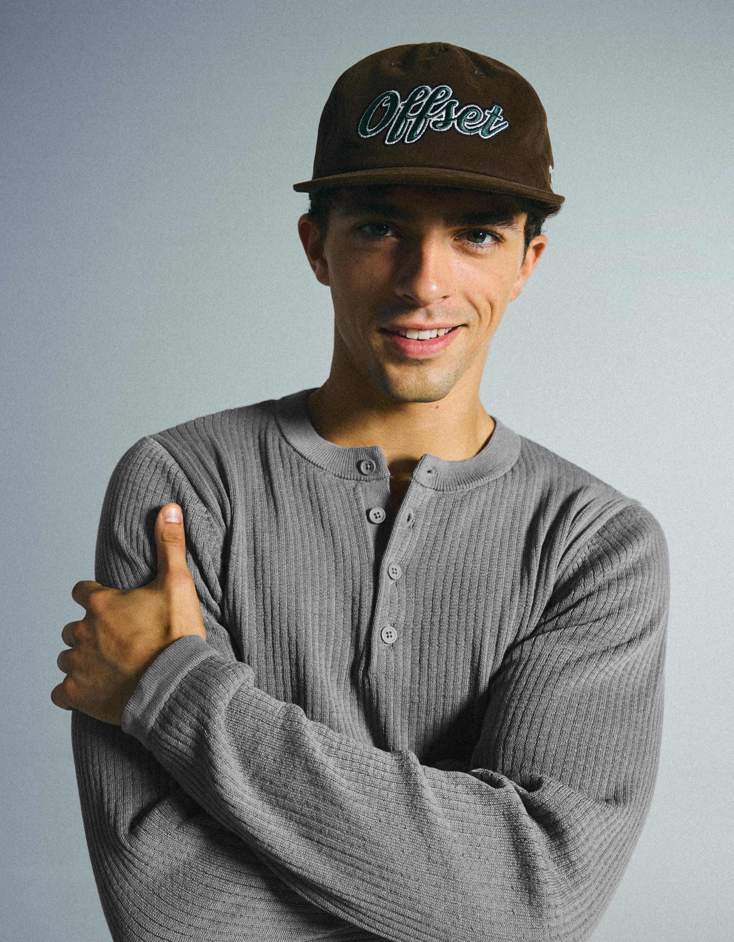 Henley knit jumper — Grey