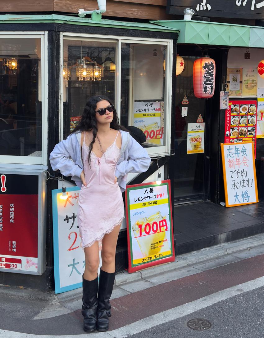 Robe mini asymétrique en satin-Rose