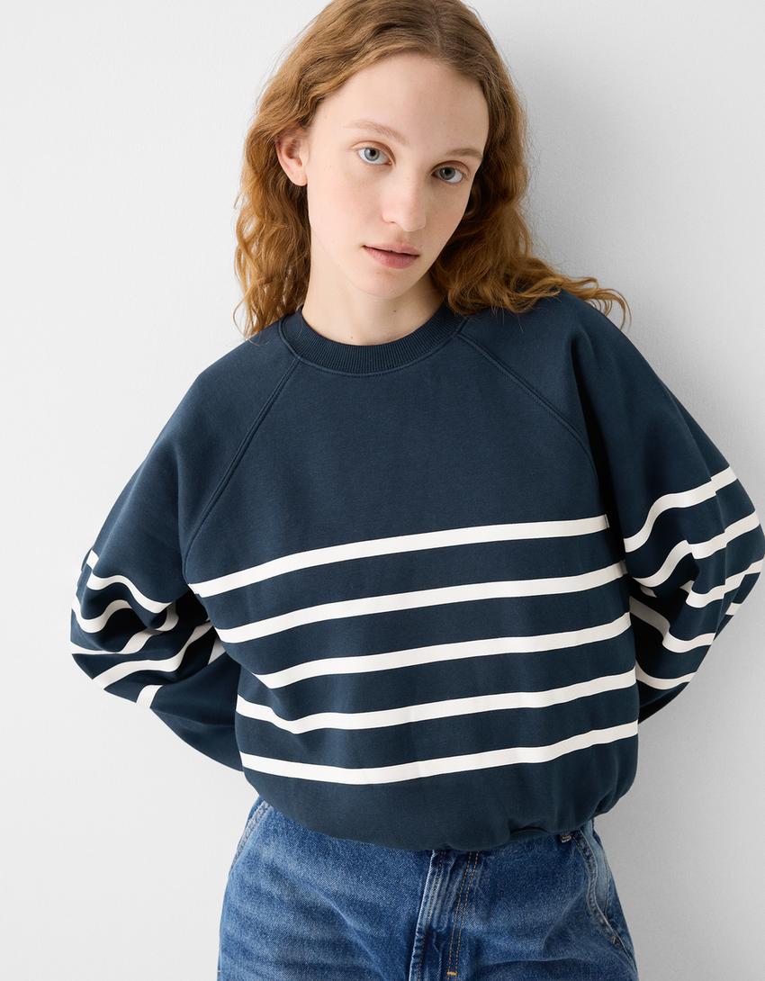 Raglan sleeve sweatshirt-Navy-2