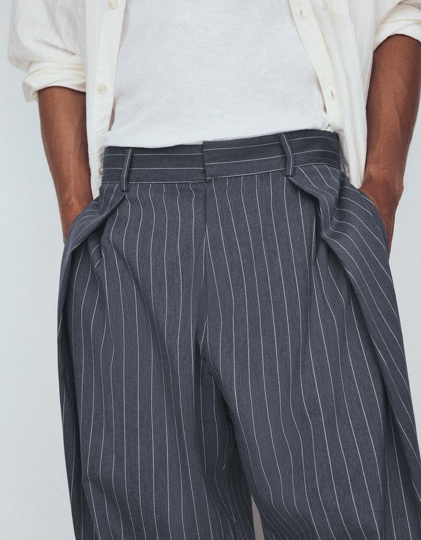 Super baggy trousers with double darts-Navy