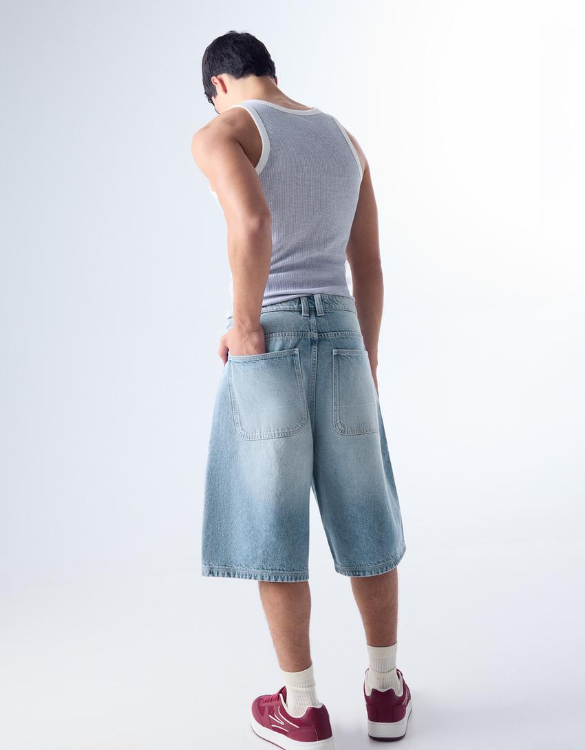 Barrel Bermuda shorts with crossover detail-Light blue