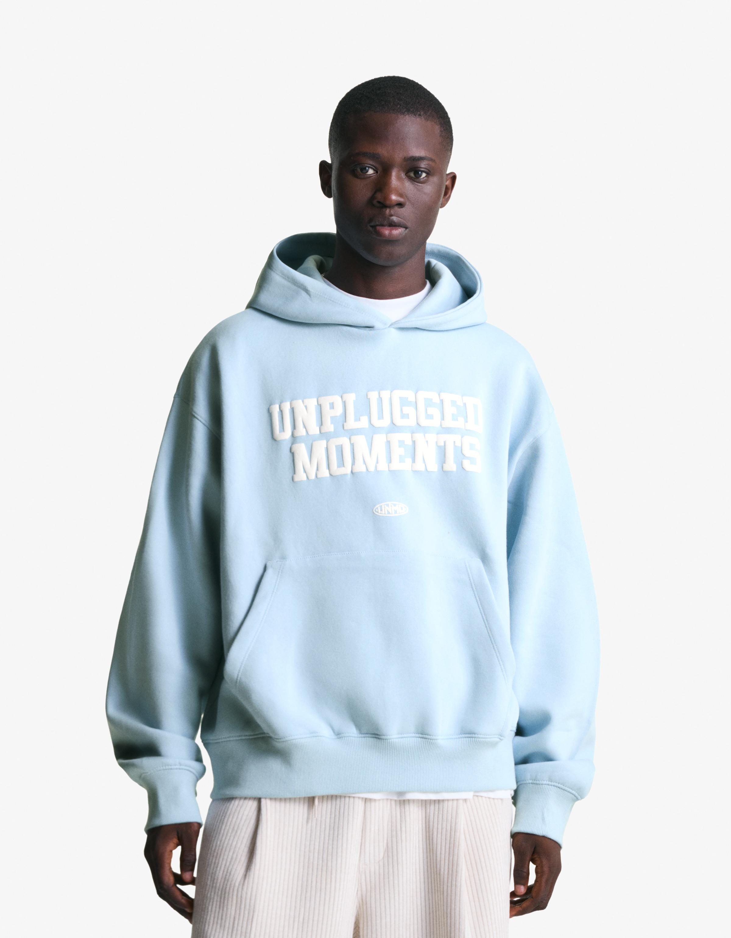 Bershka Hoodie Mit Print Herren M Hellblau