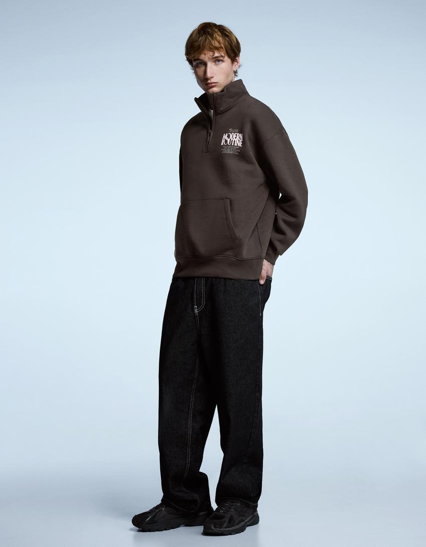 Sudadera cuello cremallera print-Marrón