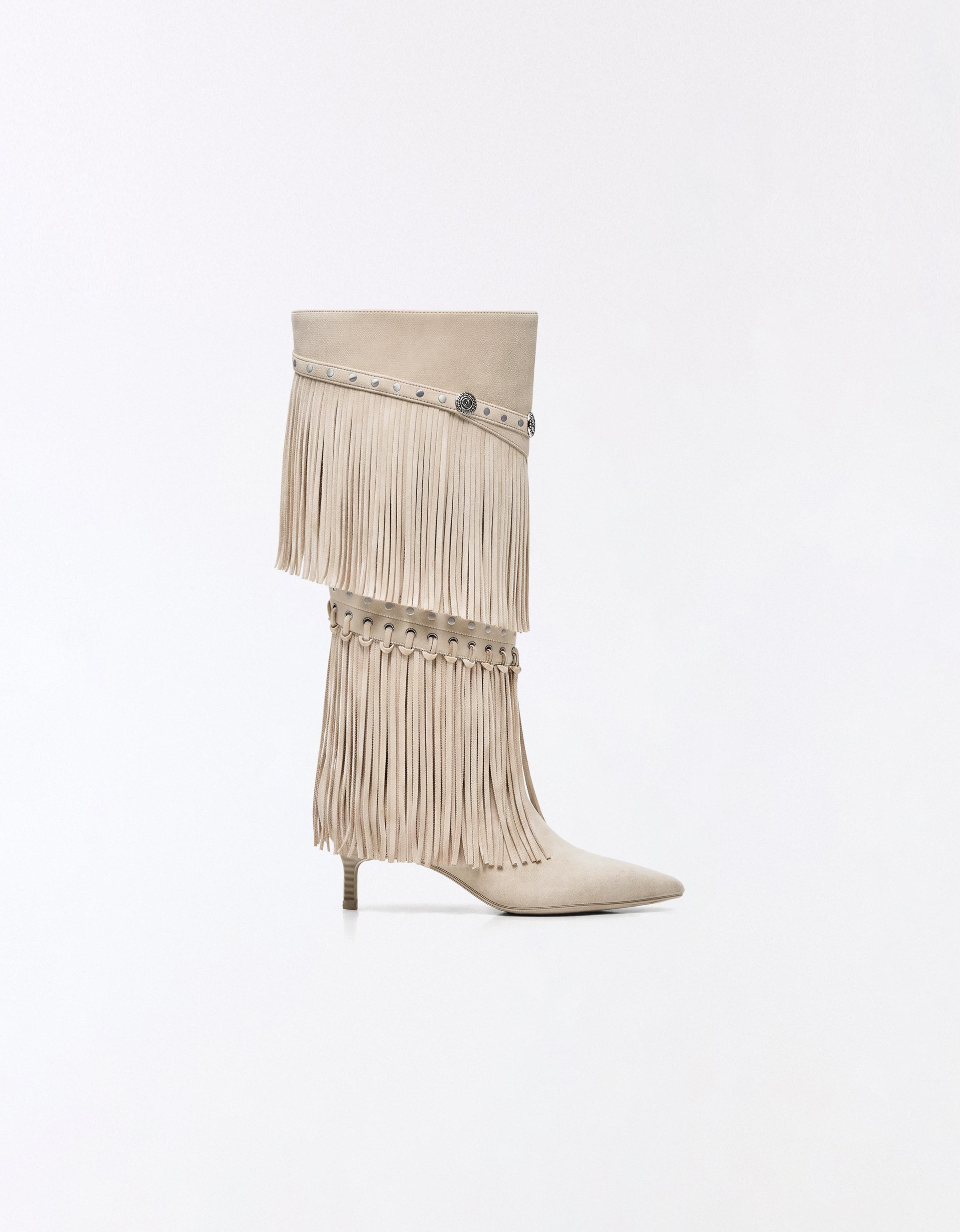 Fringed heeled boots — BEIGE