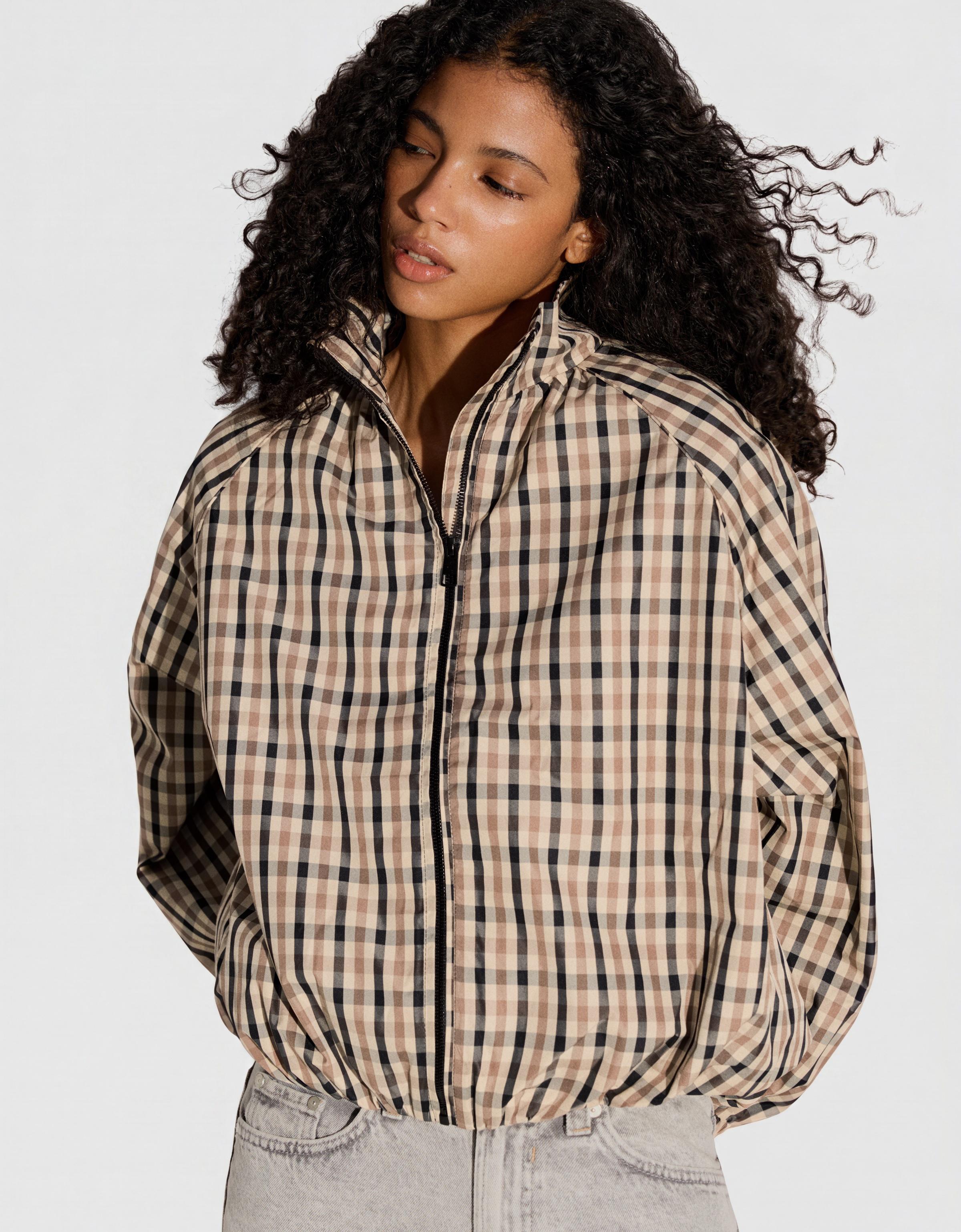 Check nylon jacket — Cream