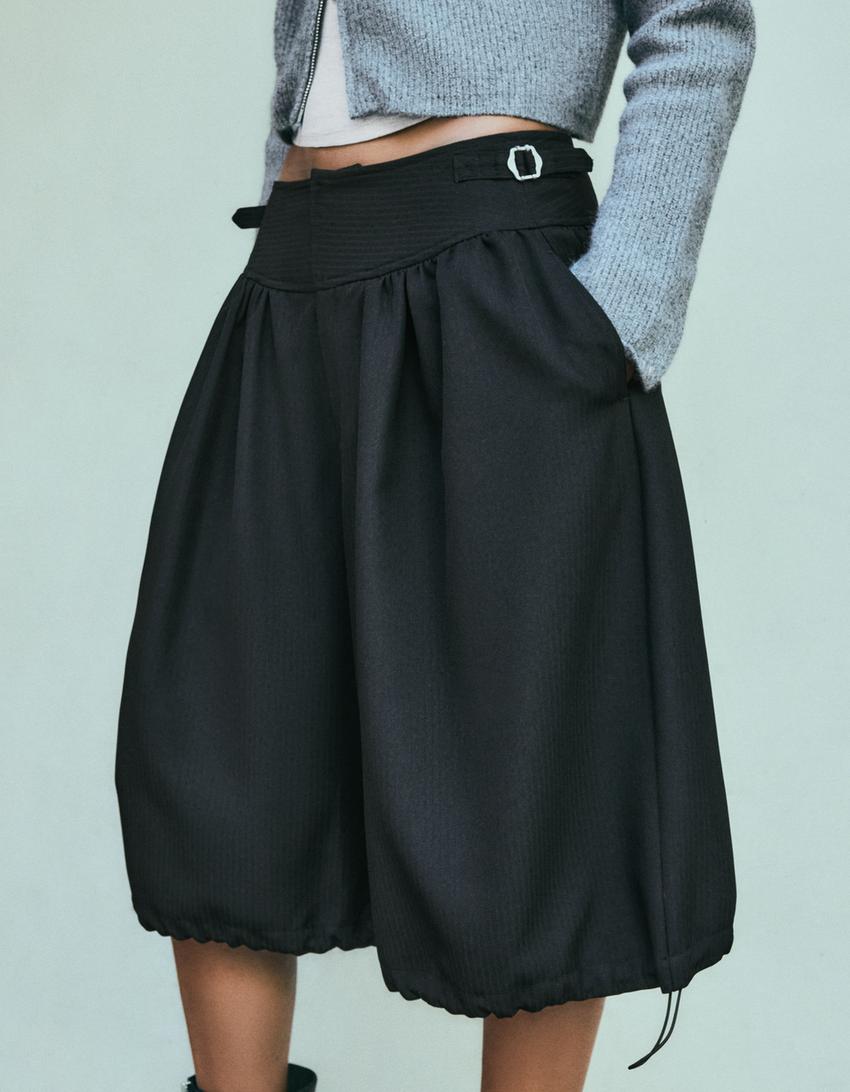 Parachute Bermuda shorts with buckles-Black