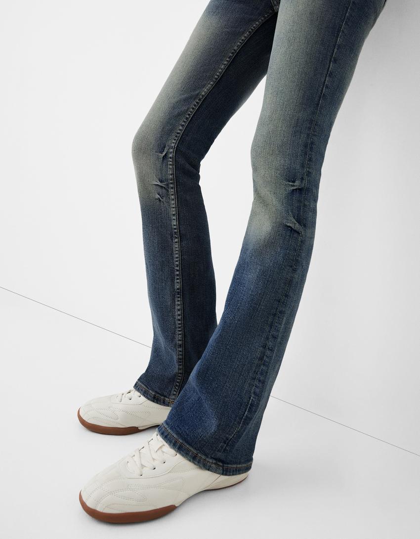 Low waist boot-cut jeans-Washed out blue-5