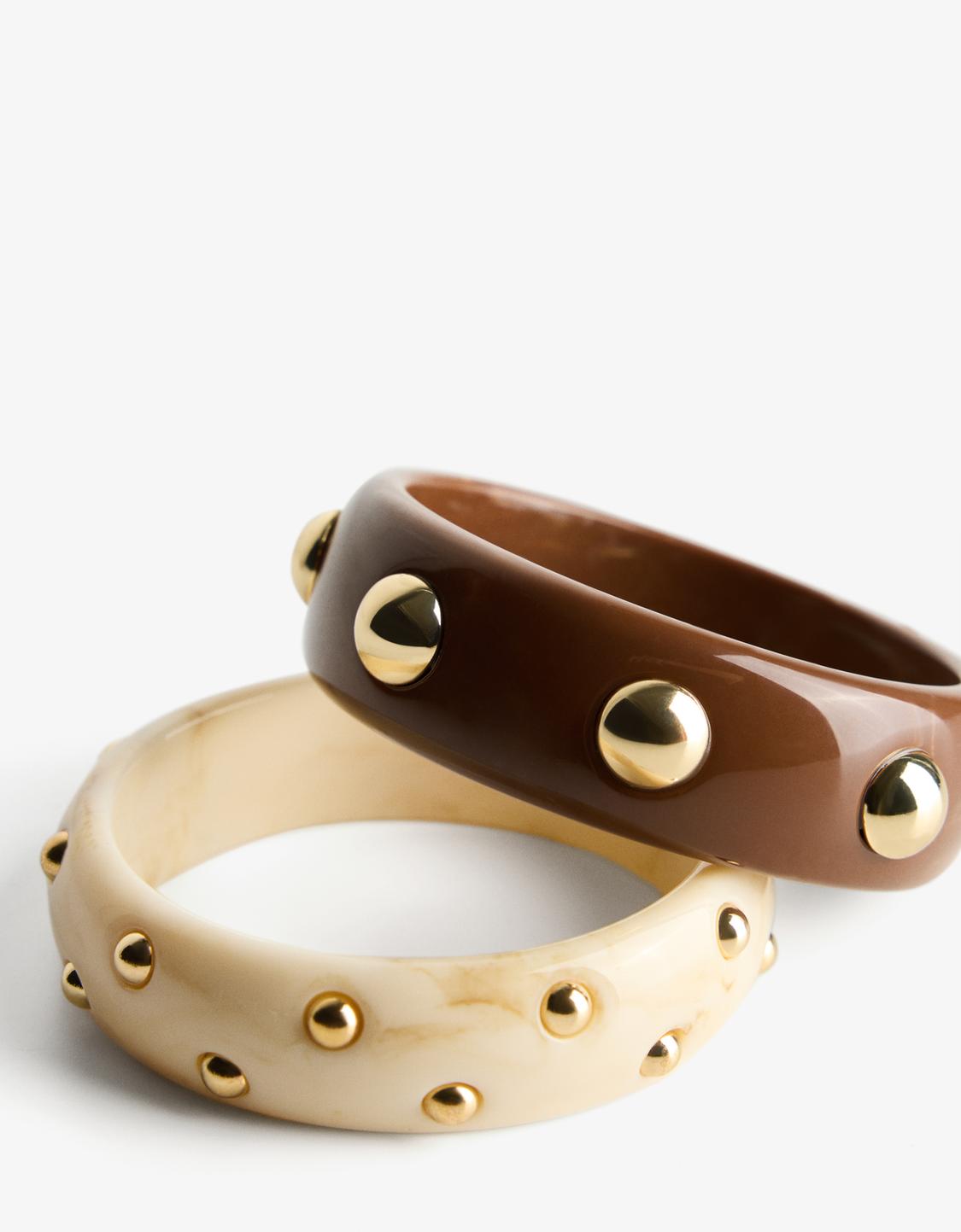 2-pack of studded bracelets