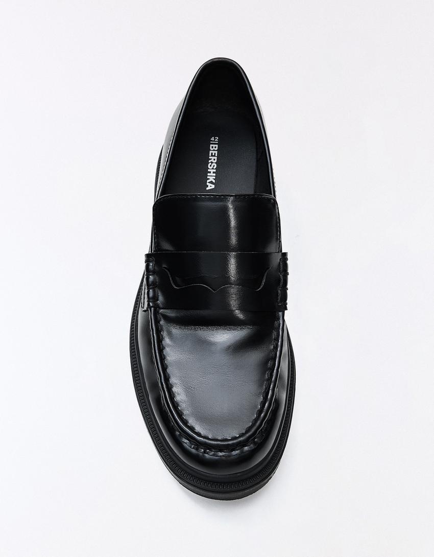 Mocasín suela fina-Negro