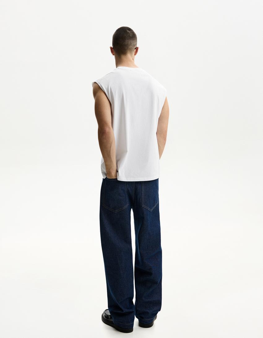 Sleeveless top-White-1