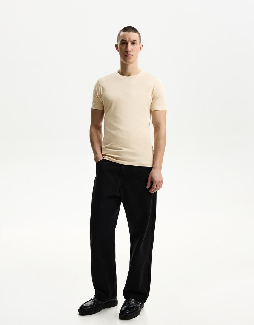 Basic short-sleeved T-shirt-Sand-3