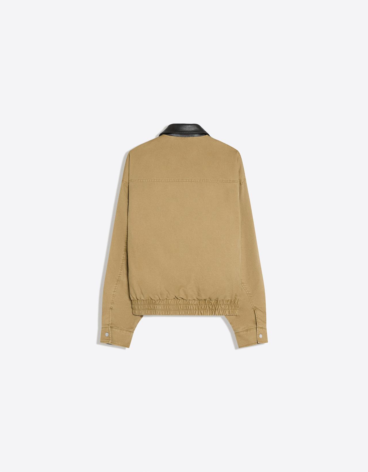 Clasp jacket with contrast collar — Camel