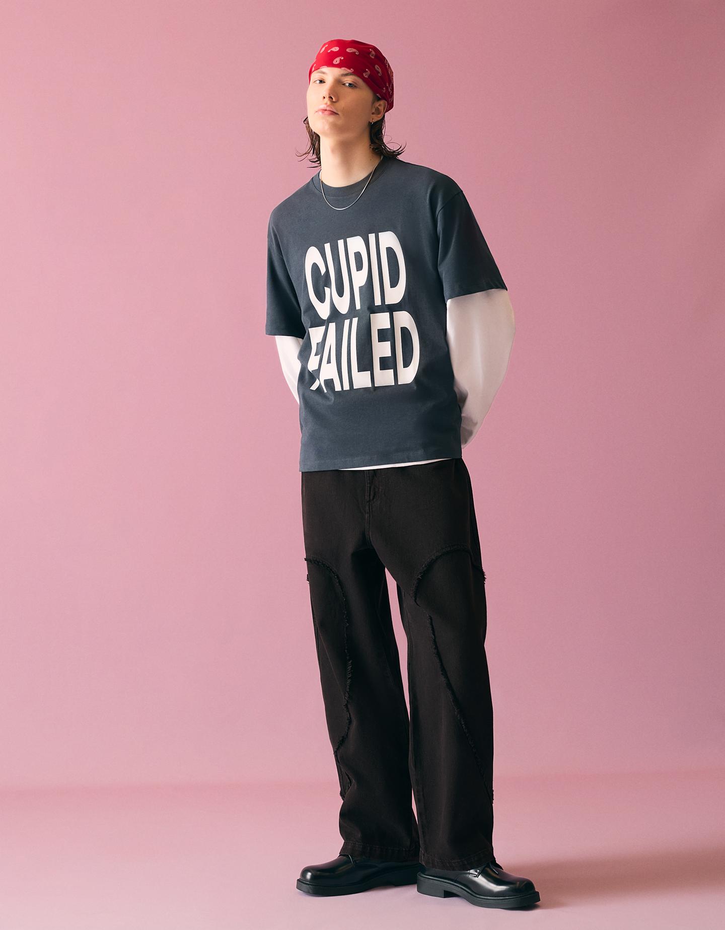 Bershka spodnie o kroju super baggy z haftem czarny