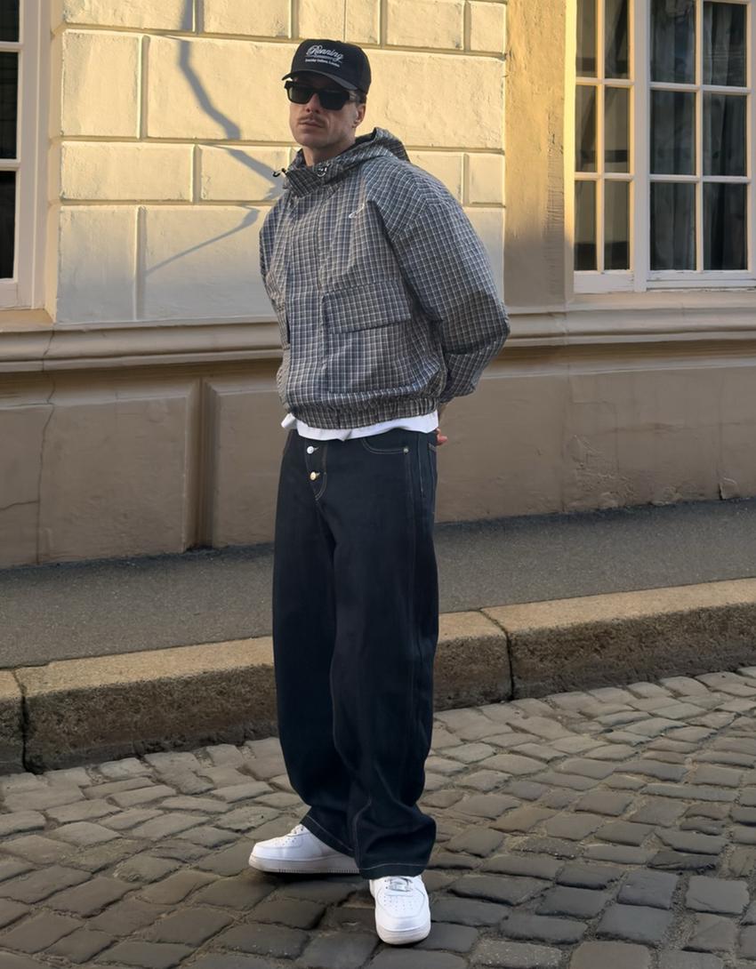 Куртка оверсайз в клетку из высокотехнологичной ткани-Голубой