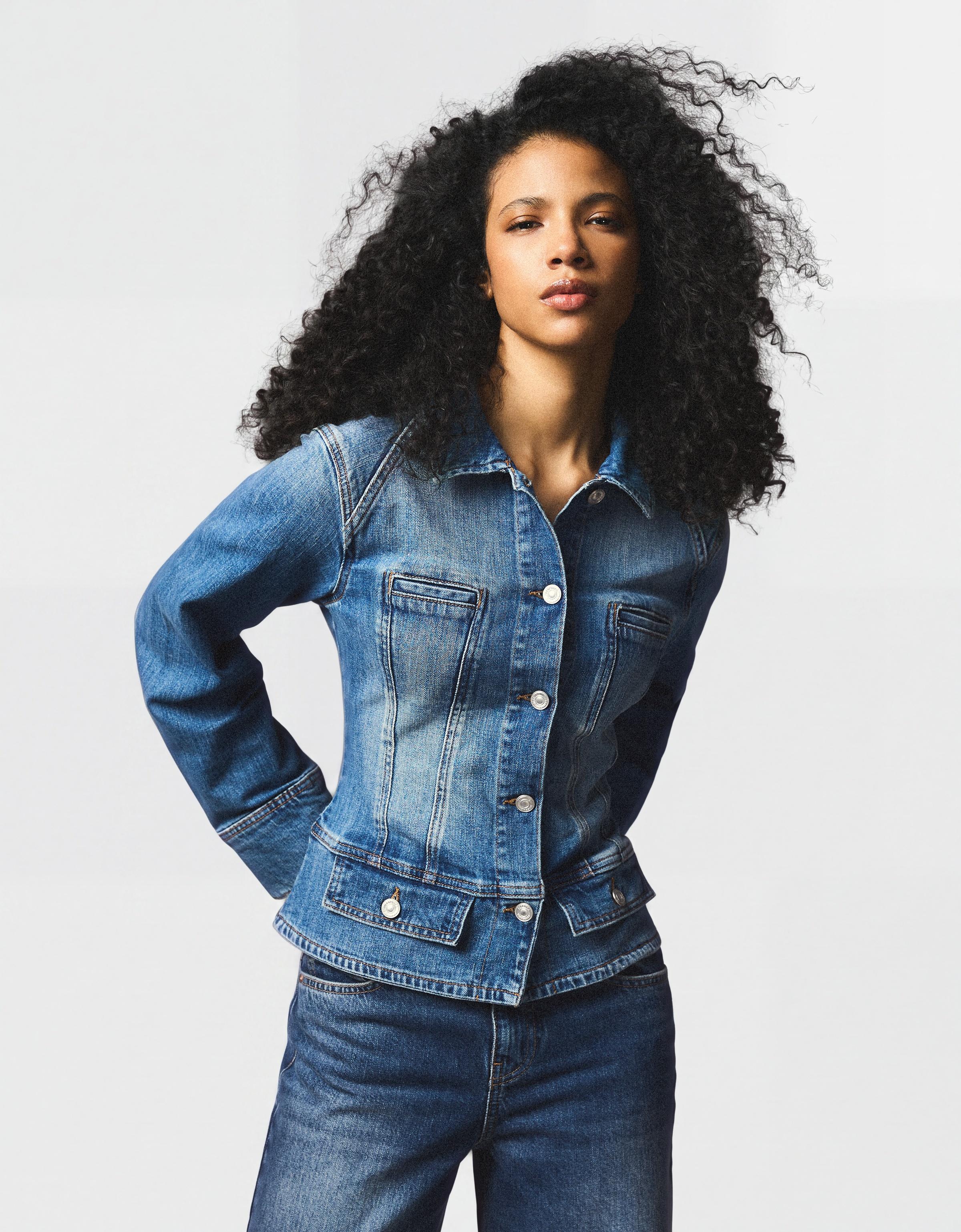 Cropped denim jacket