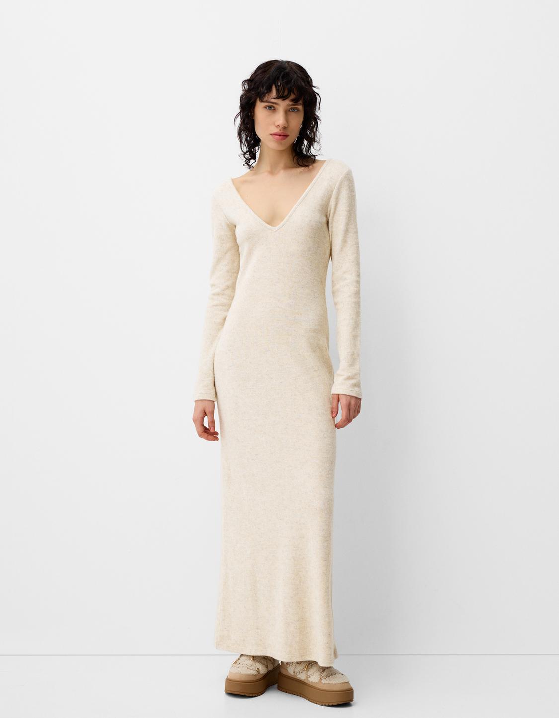 V-neck maxi dress