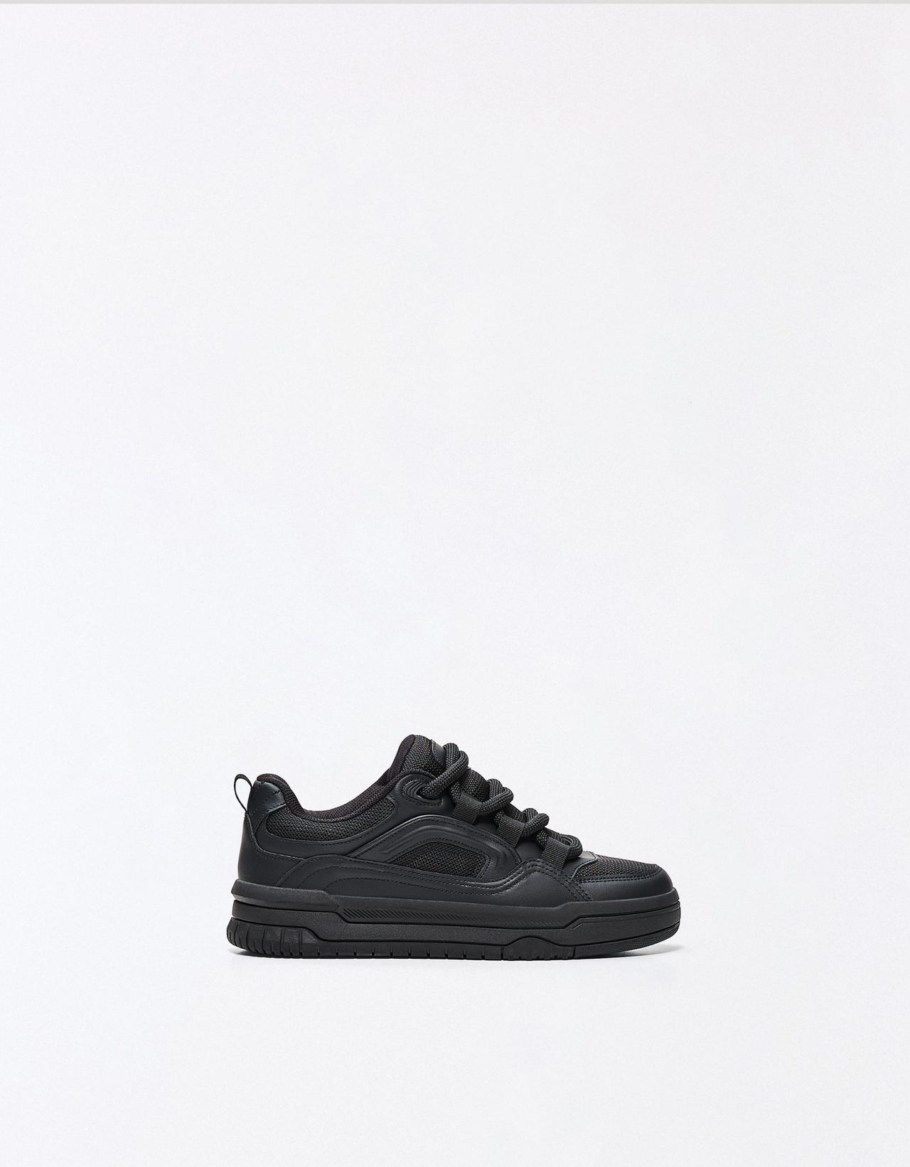 Skate trainers — BLACK