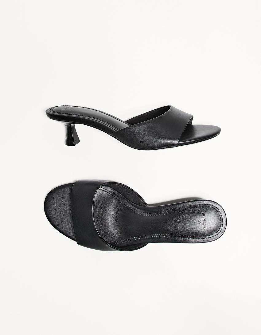Kitten heel mule sandals-BLACK