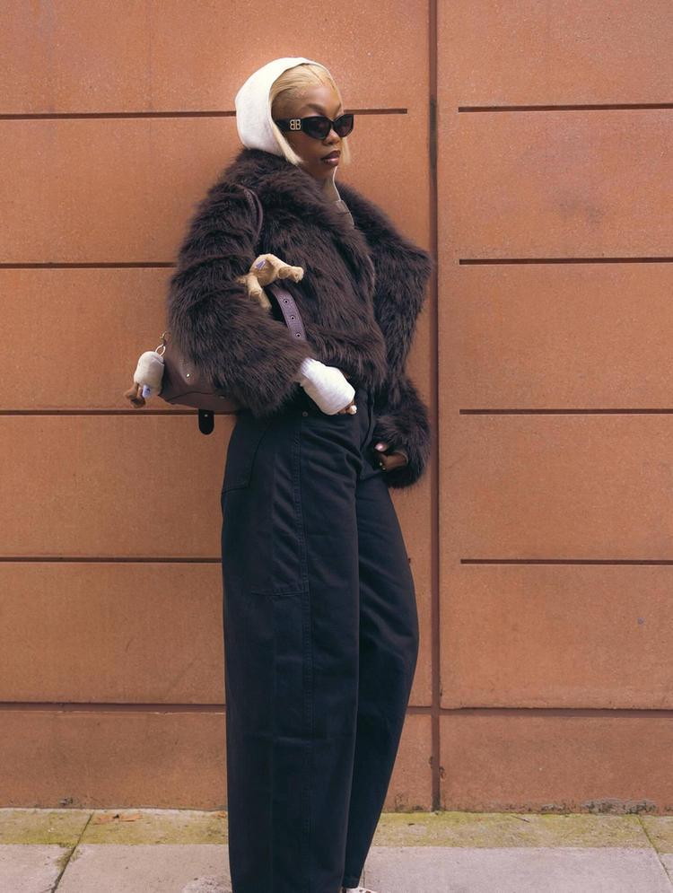 Chicas-Faux Fur