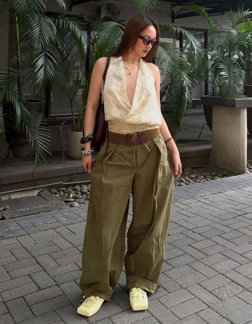 Pantalón técnico pliegues-Kaki