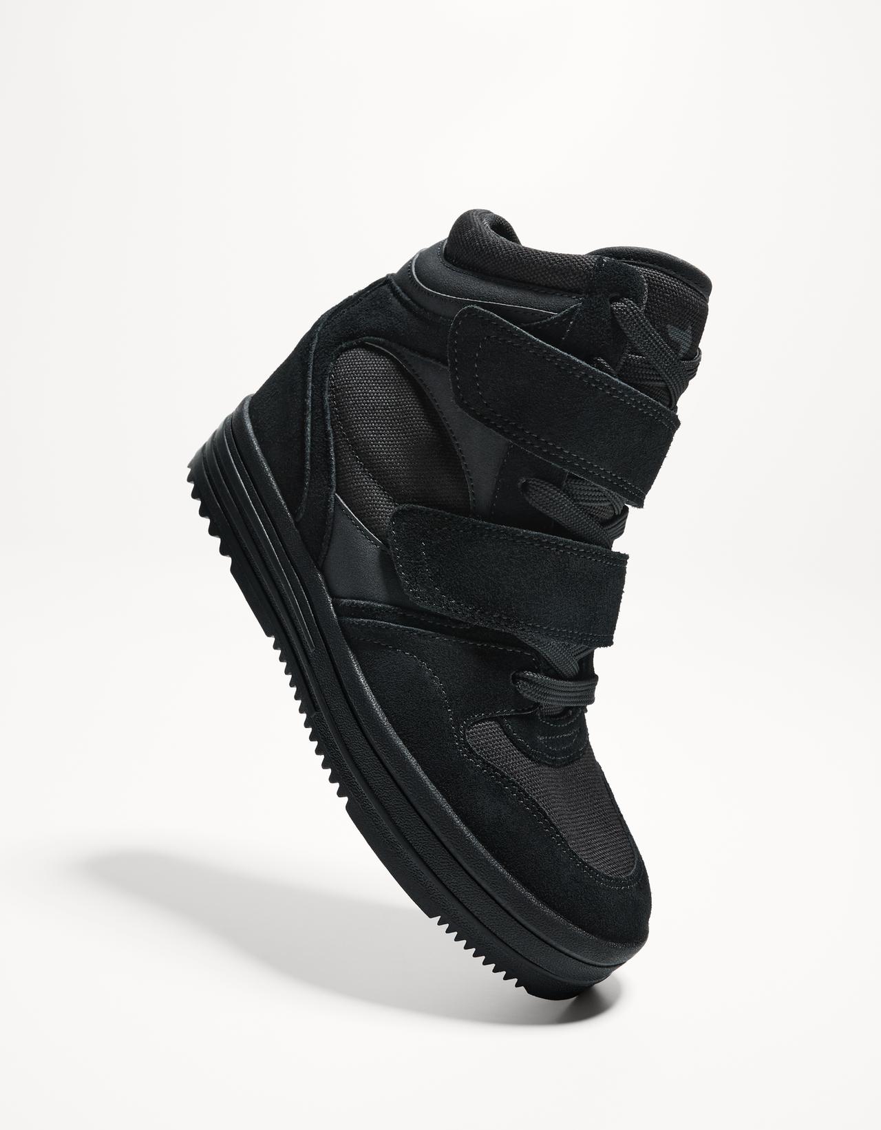 High-top sneakers with internal wedge — BLACK