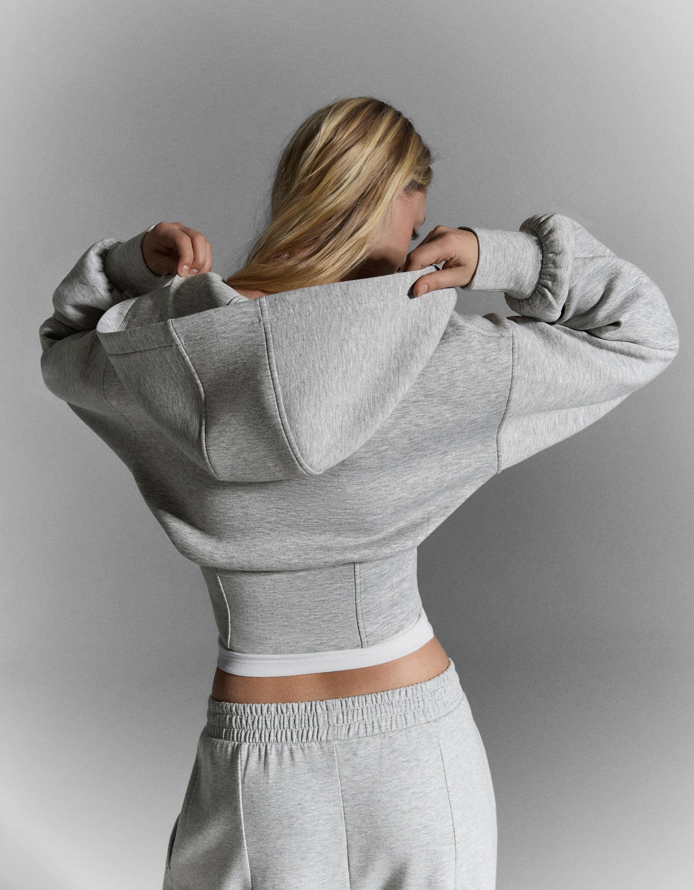 Kapüşonlu fermuarlı yüksek bel sweatshirt - Görsel 16