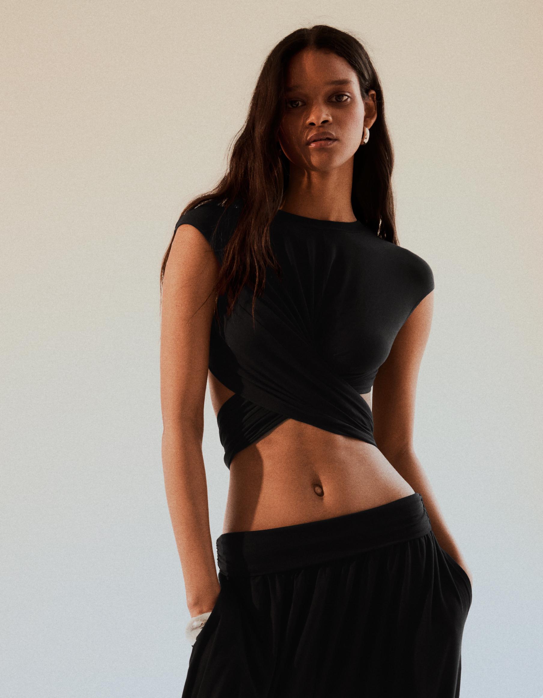 Top Cuello Redondo Nudo Espalda Mujer M Negro