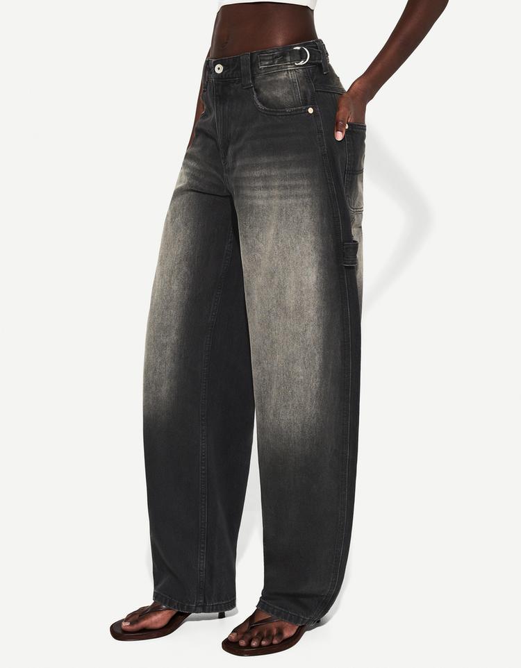 Adjustable balloon fit carpenter jeans