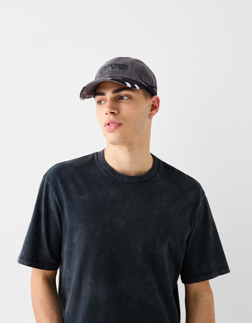 كاب دنيم بتفصيل-أسود-1