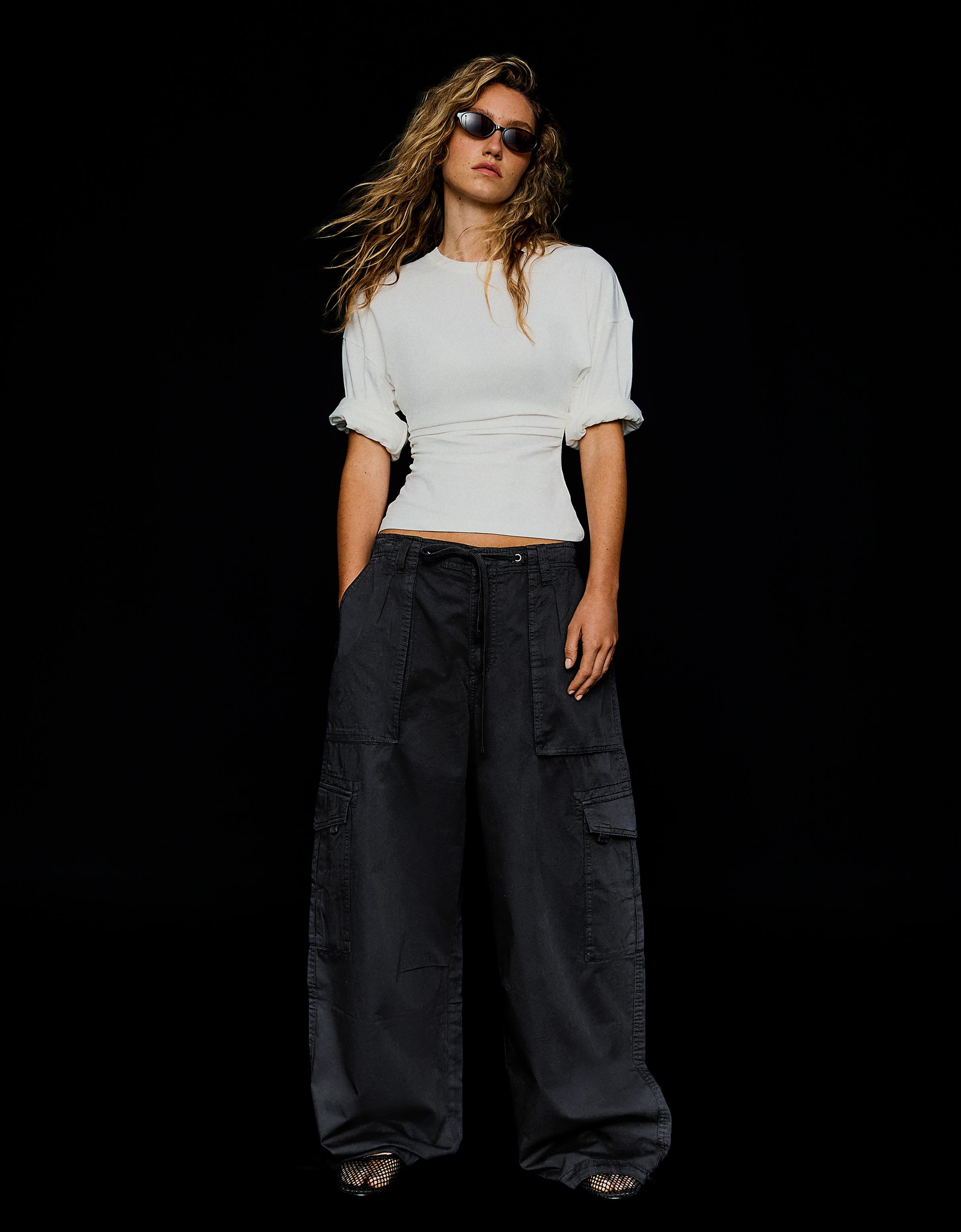 Parachute cargo trousers — Black