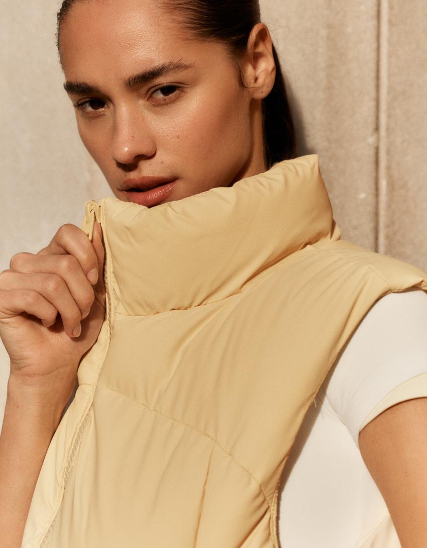 Rompi puffer crop-Krem