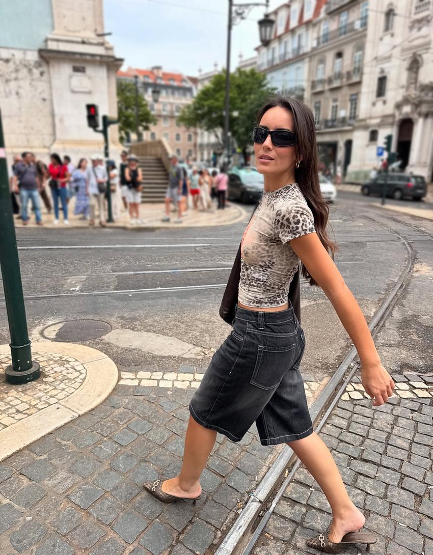 Baggy-Denim-Shorts-Schwarz-1