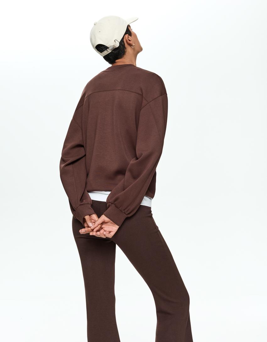 Sweatshirt oversize macia com modal-Marrom-1