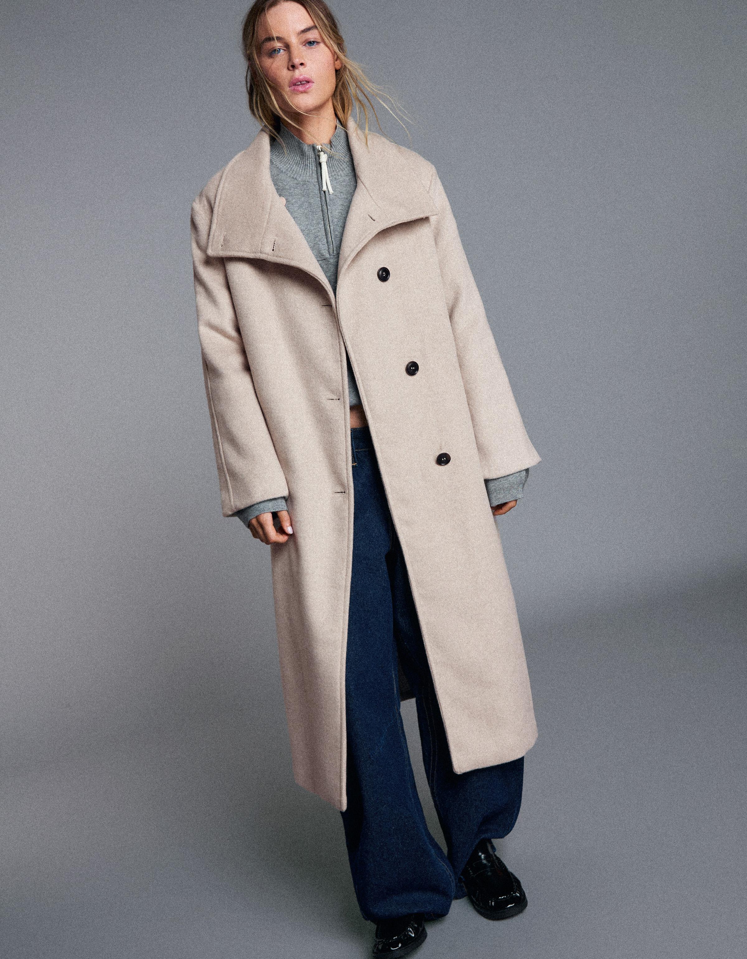 Long funnel neck coat with belt — Sand