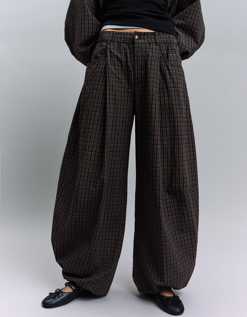 Checked parachute trousers-Dark grey