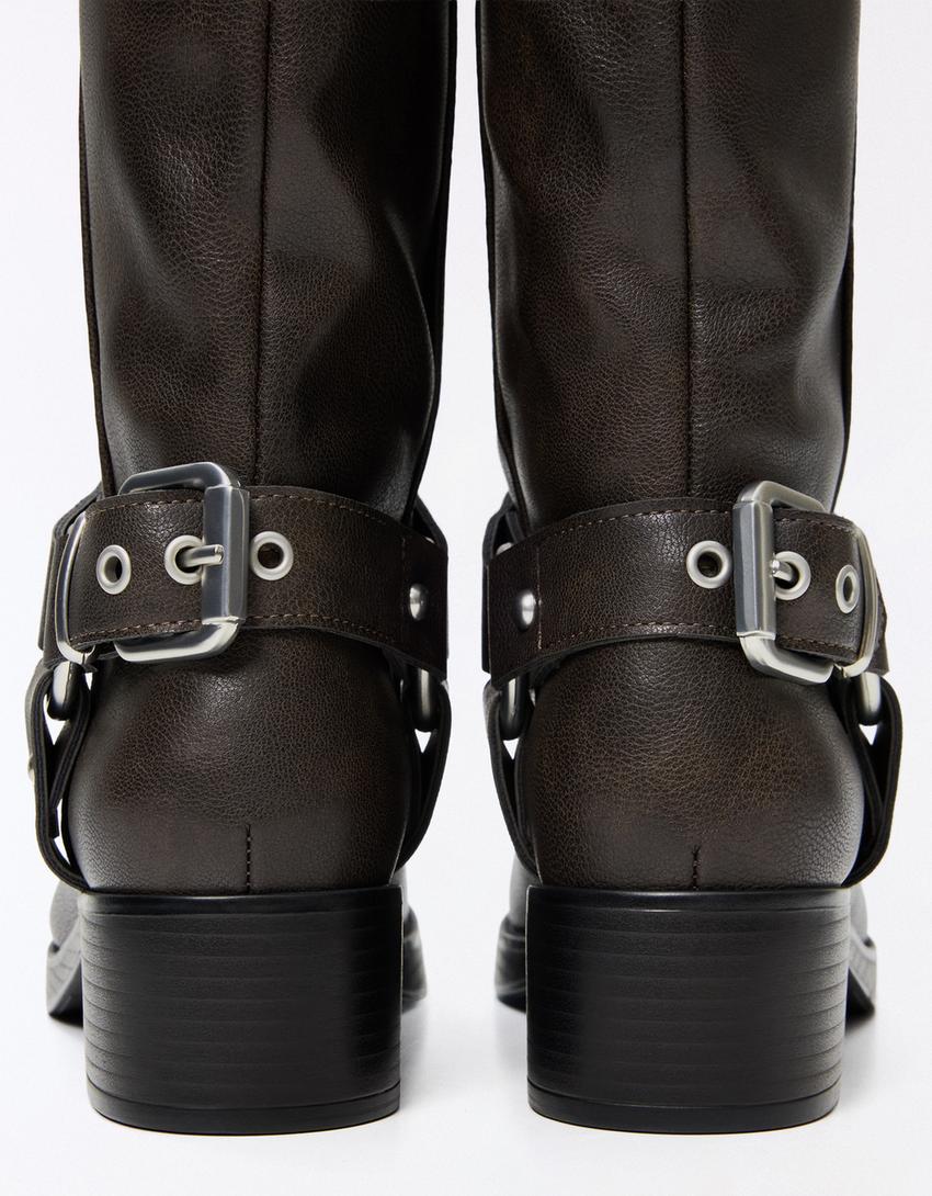 Bikerstiefel mit Schnalle-Braun