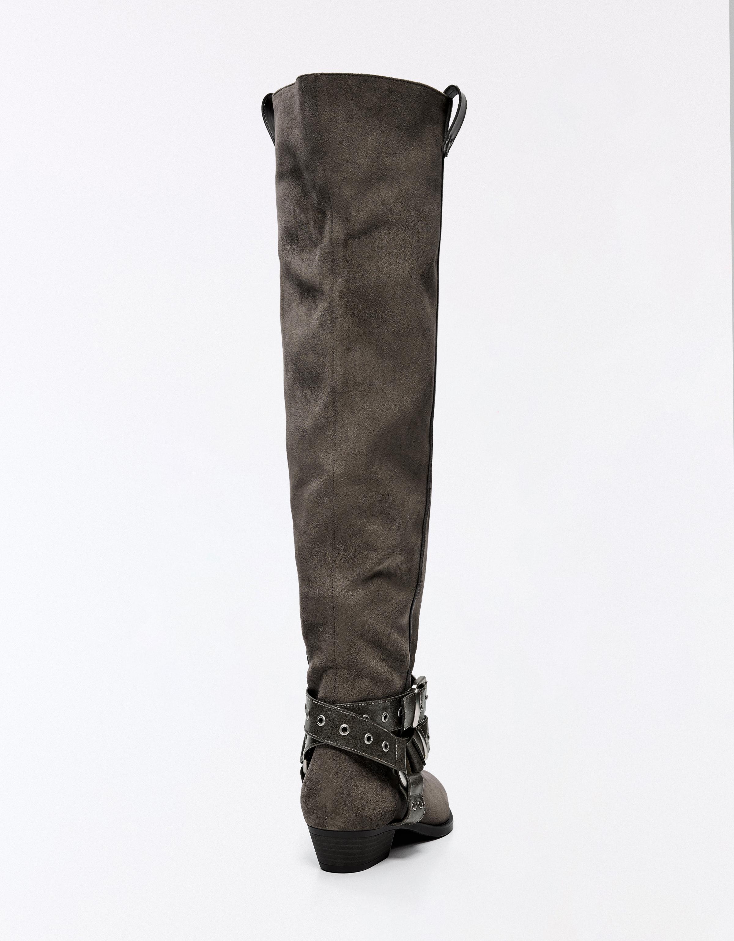 Bershka DÜZ SLOUCHY BIKER BOT