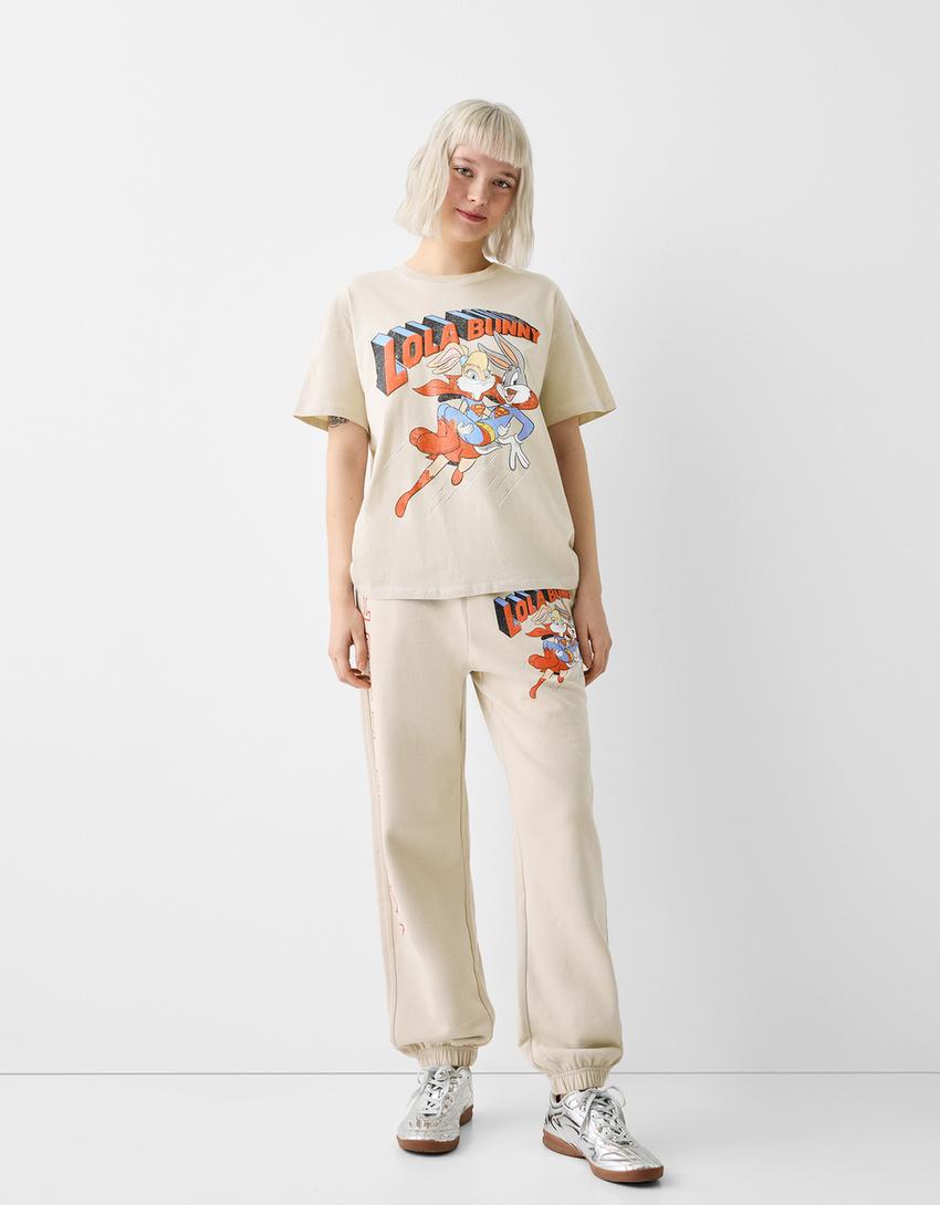 Short sleeve Lola Bunny print T-shirt - Women | Bershka