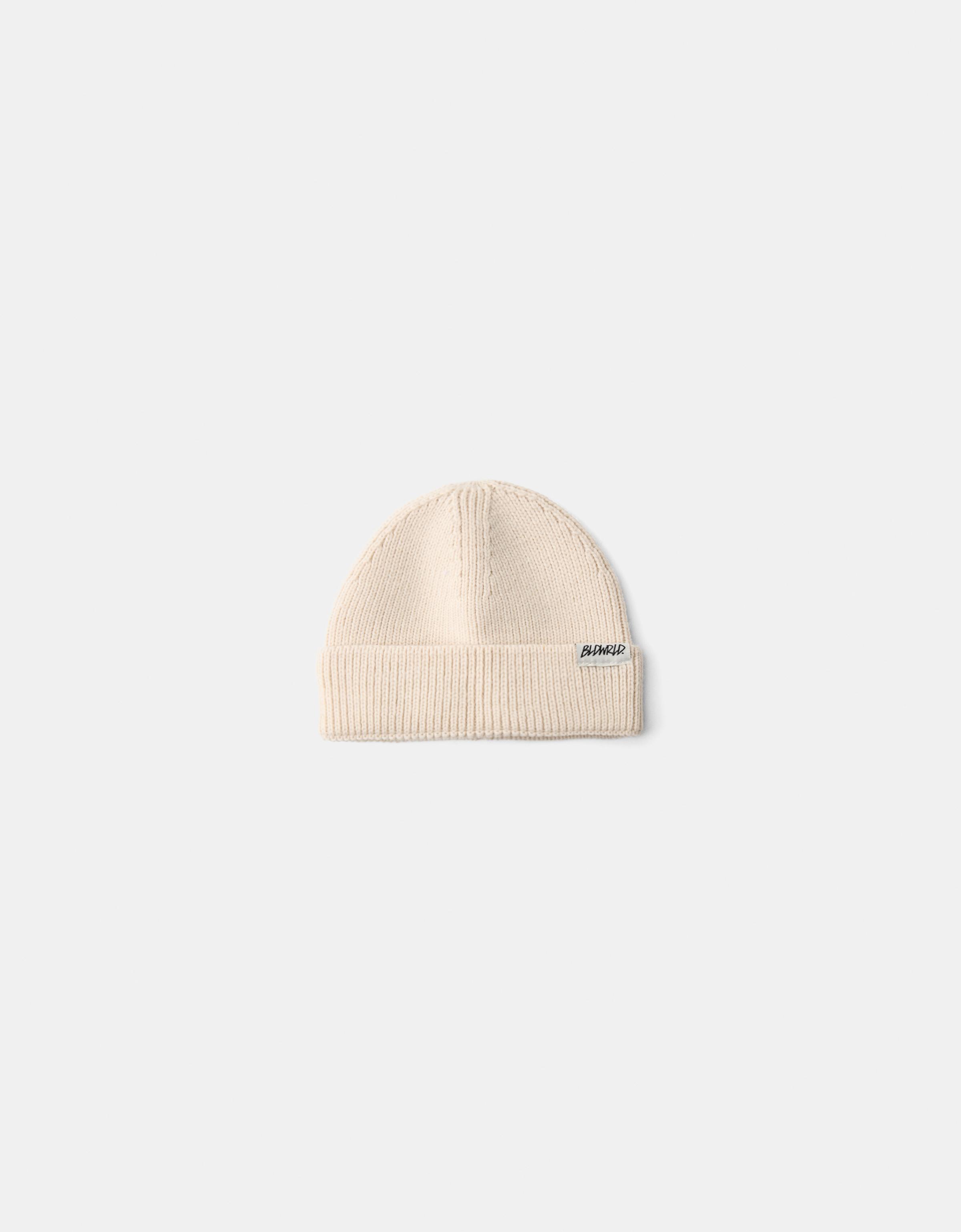 Bershka Basics-Beanie Herren Rohweiß