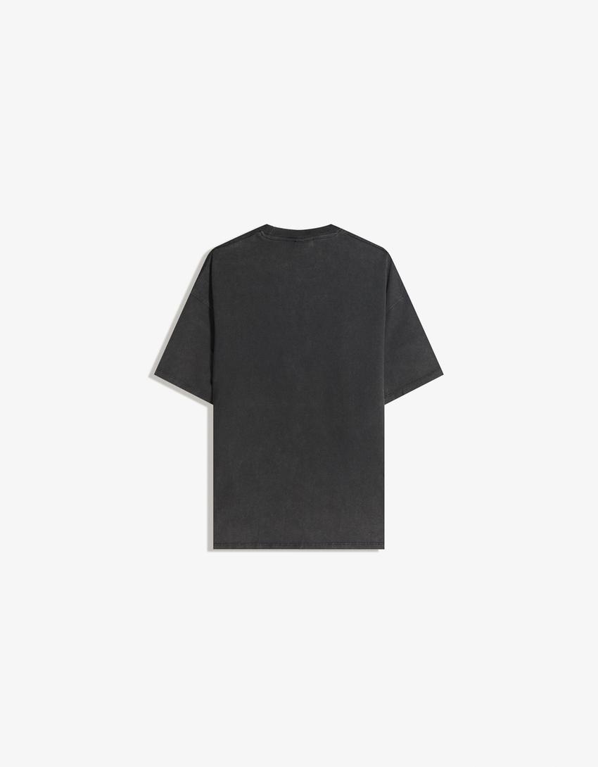 Kortærmet, oversize T-shirt med Ela Minus glow in the dark-print-Grå