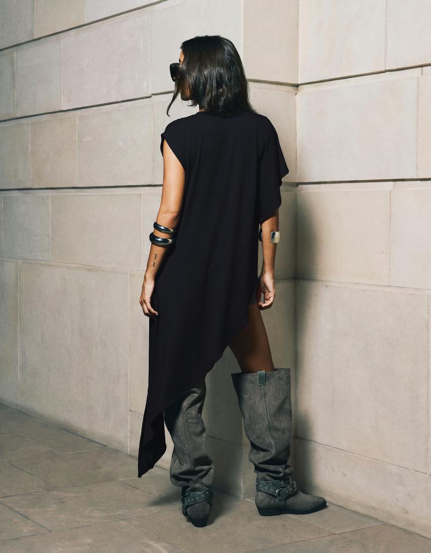 Asymmetric long T-shirt-Black