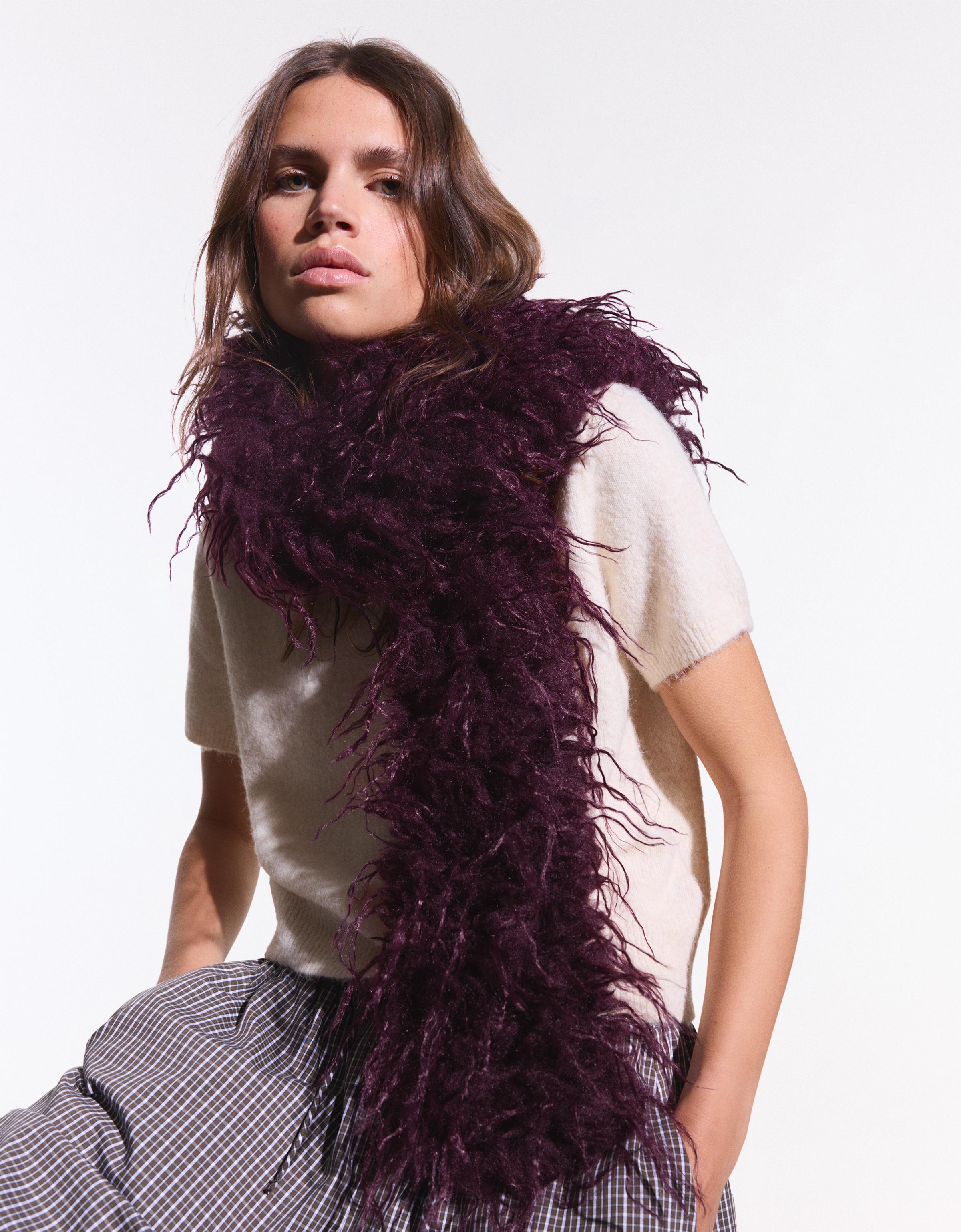 Bershka Lange Kunstfellstola Damen Violett