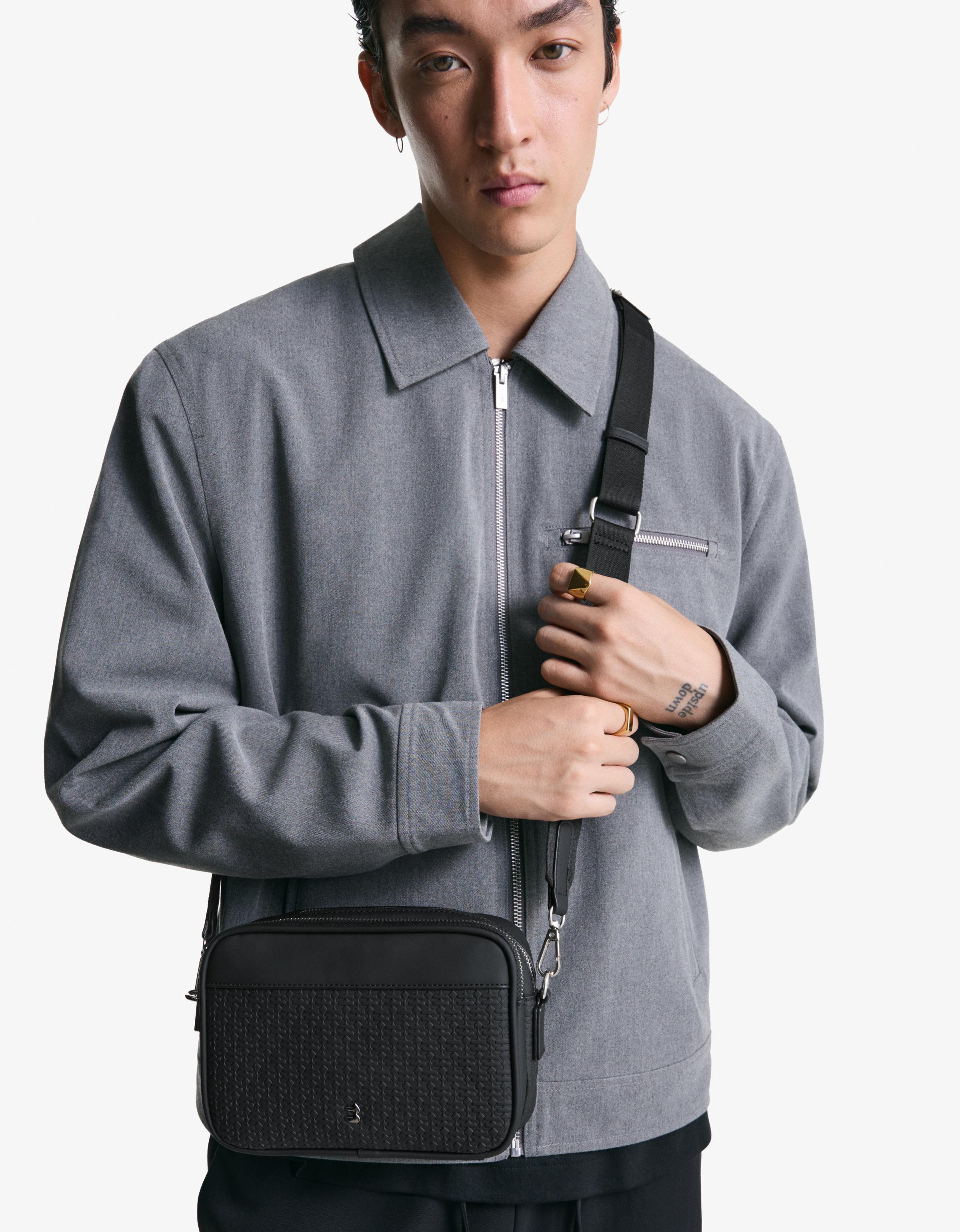 Bershka Crossbody-Tasche Mit Relief Herren Schwarz