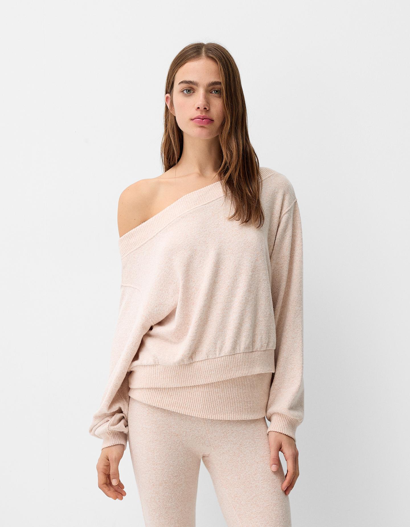 Bershka Soft-Touch-Pullover Mit Asymmetrischem Ausschnitt Damen L Rosa günstig online kaufen