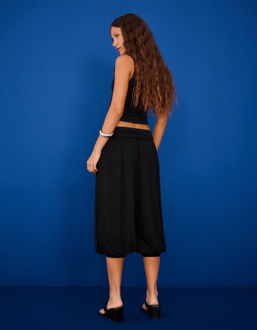 Pantalon capri bouffant-Noir